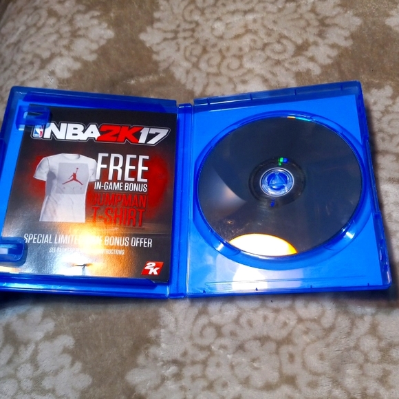 Lot 35 Ps4 2 - GAME LOT - NBA2K 17 AND 18 - Picture 3 of 5